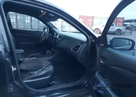 2014 Chrysler 200 Limited from USA, damaged, VIN 1C3CCBCG4EN100089